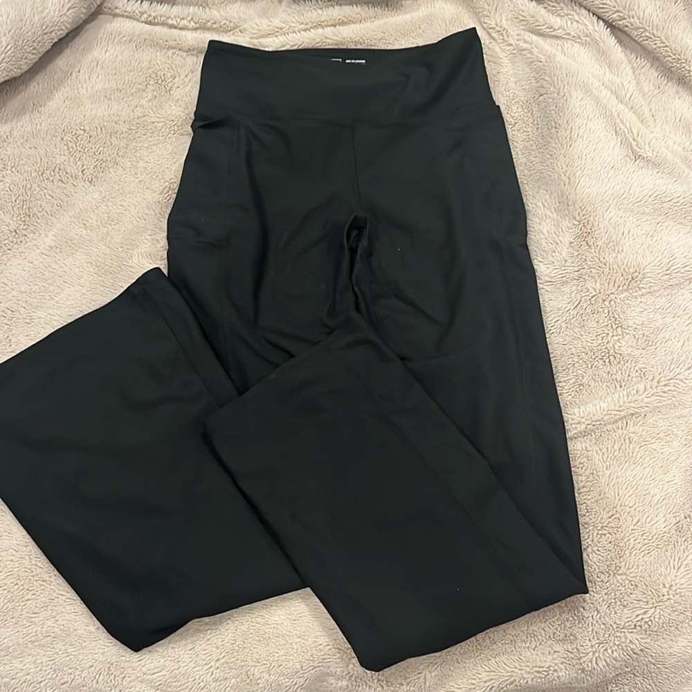 ll.bean flared leggings black